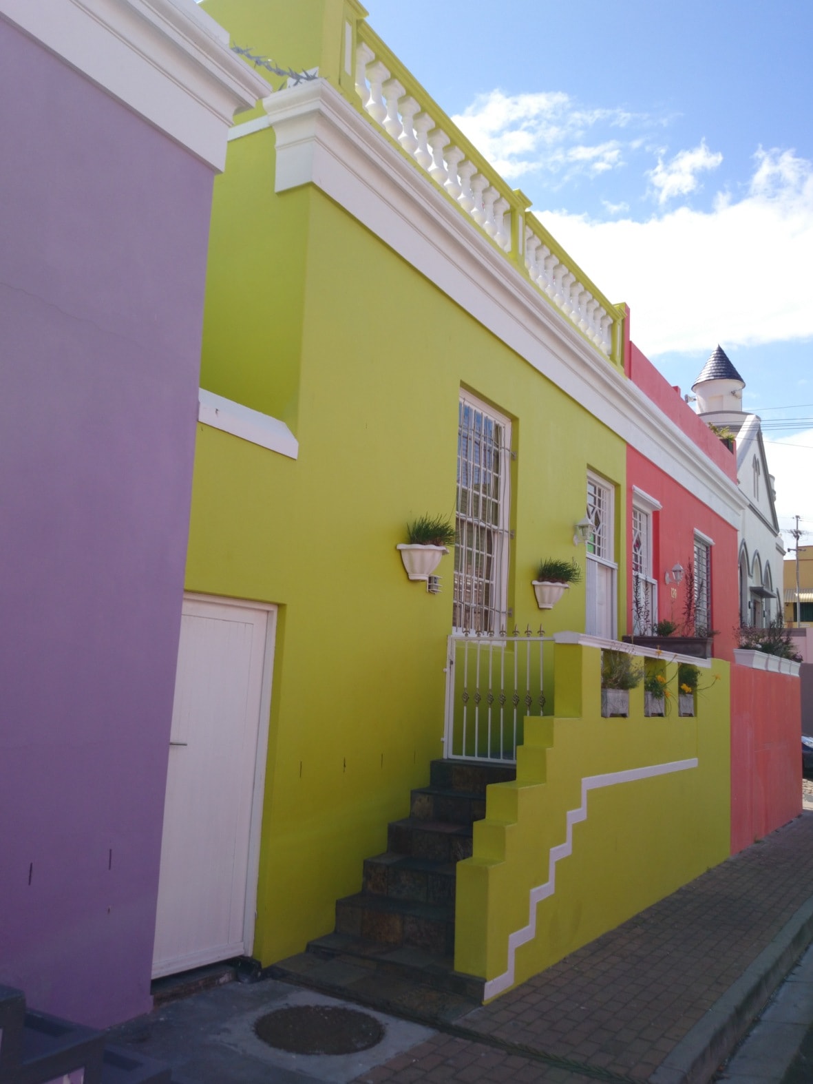 Bed and breakfast in south africa — view of the bed & breakfast at 22 on rose in bo-kaap, cape town, south africa.